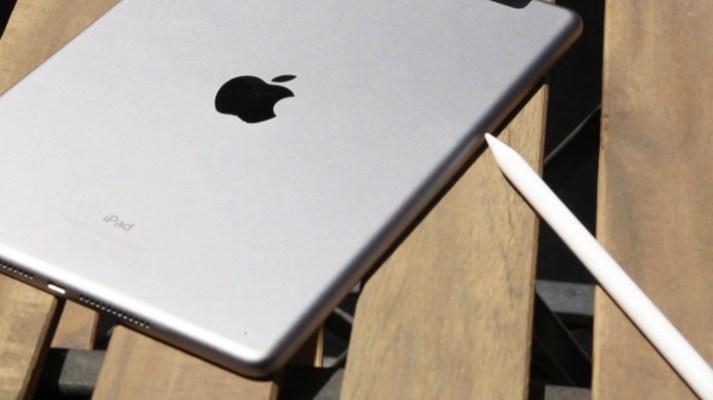 Zoom net - SimRacing, iPad 9,7" y Max Cooper