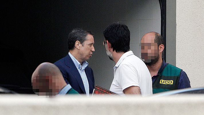 Telediario 1 - La Guardia Civil traslada a Zaplana a Madrid para practicar nuevos registros