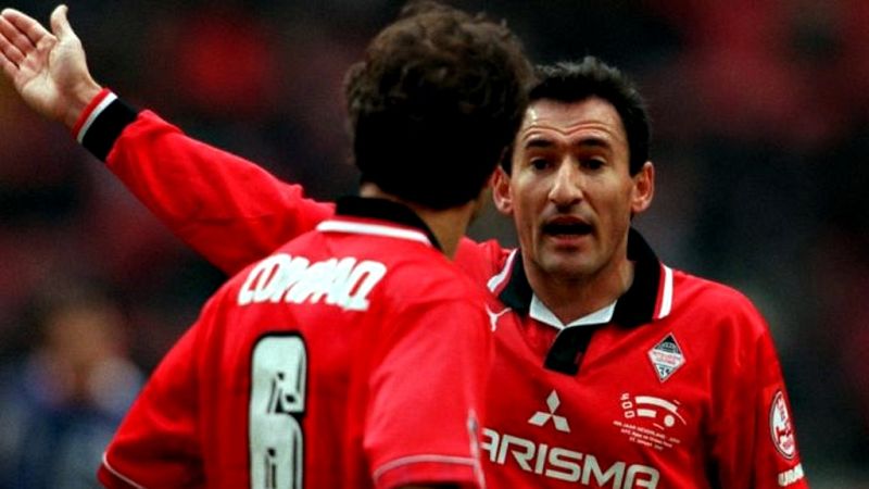 Iniesta, tras la estela de Goikoetxea o Salinas