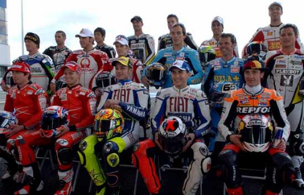  - Los pilotos se hacen la foto