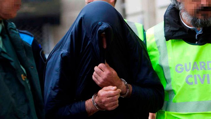 Telediario 1 - Prisión sin fianza para el investigado por la explosión de Tui