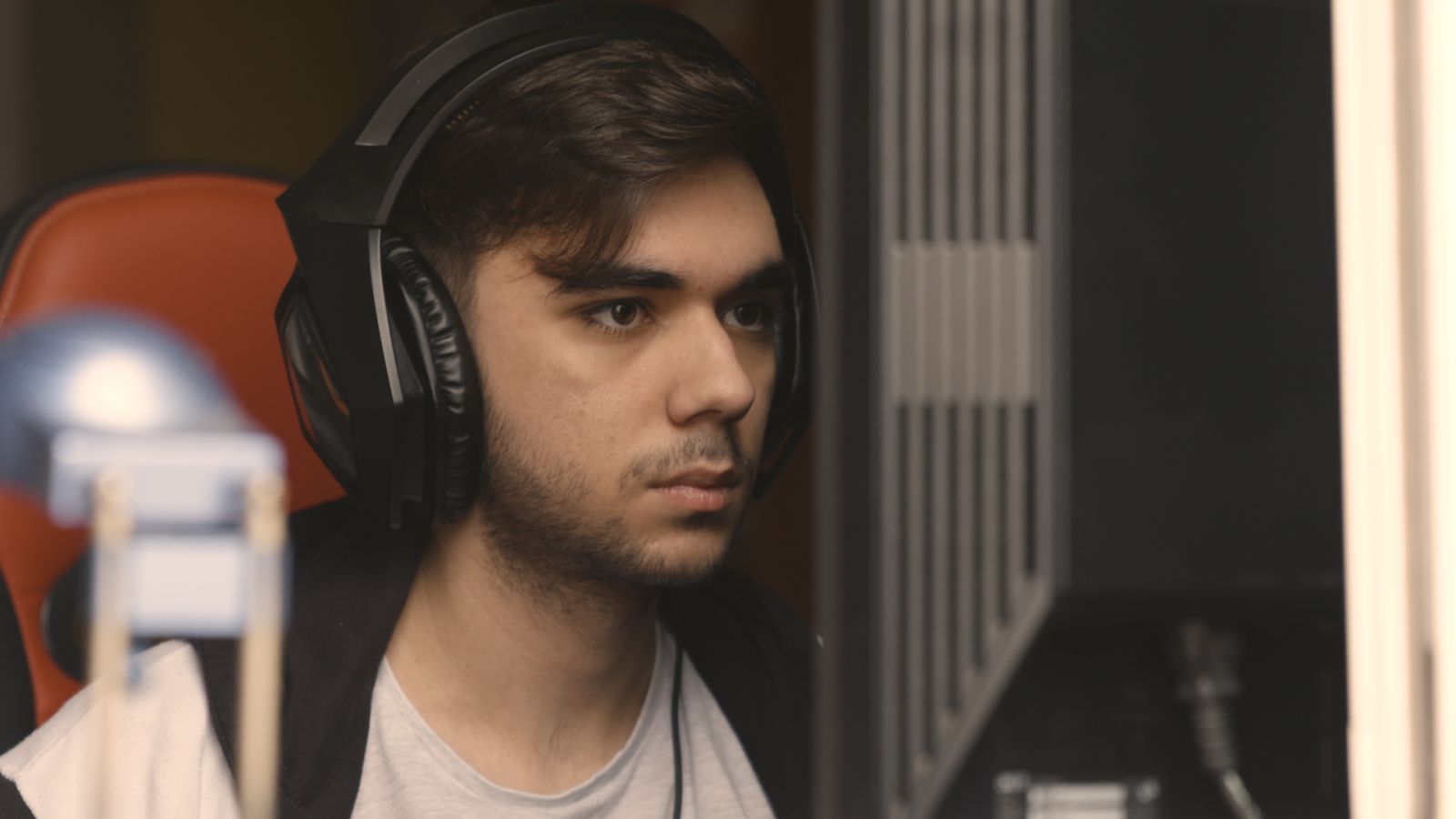 Binario - Capítulo1. 'eSports: Todo o nada' - Binario | Ver