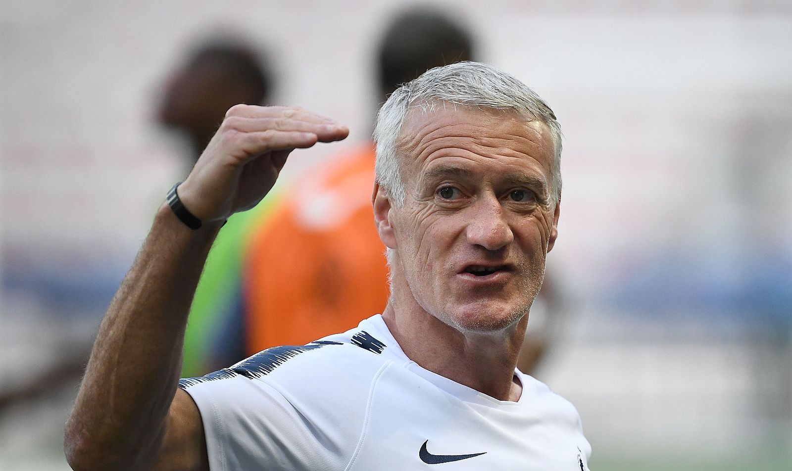 Deschamps: "Zidane será seleccionador  de Francia algún día"