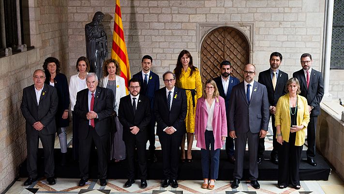 Telediario 1 - Toman posesión los consellers del Govern de Torra