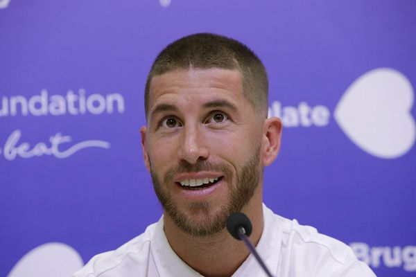 Telediario 1 - Ramos y Isco ya entrenan con la selección