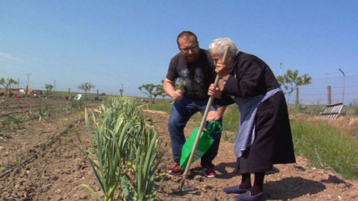 Aquí la Tierra - Luisa y los cardillos