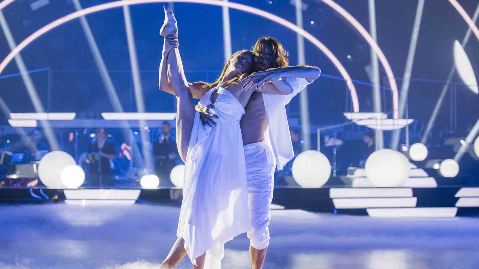 Bailando con las estrellas - Gemma Mengual y Abel Gil bailan "Y ahora"