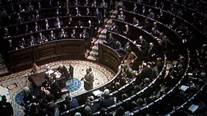 Universo UNED - La Constitución y la crisis de los cuarenta