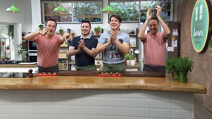 Torres en la cocina - Berenjena rellena y alitas de pollo