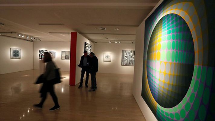 Telediario 1 - El "arte óptico" de Víctor Vasarely en el museo Thyssen de Madrid