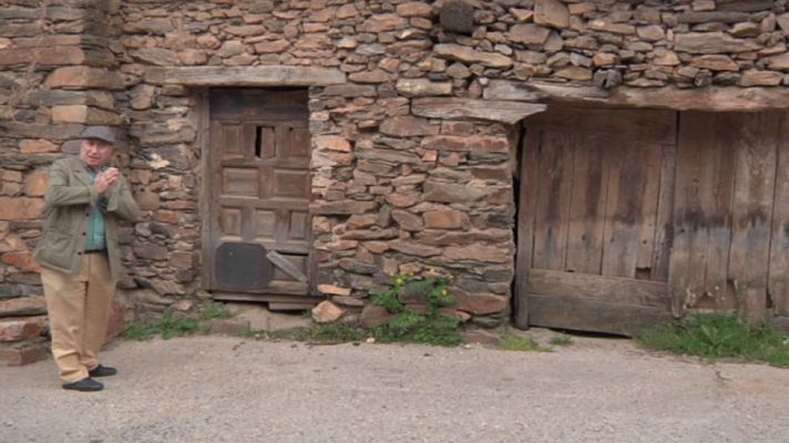 Aquí la Tierra - Peridis y la arquitectura negra