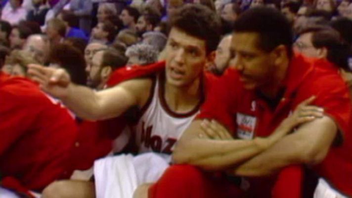 Deportes en el Archivo de RTVE - Cerca de las estrellas - Petrovic en la NBA (1990)