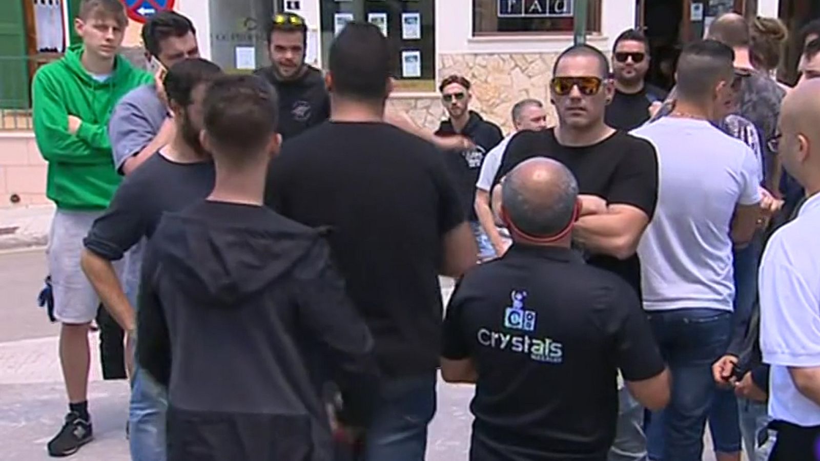 Los trabajadores de locales de ocio de Magaluf crean patrullas ciudadanas contra la prostitución