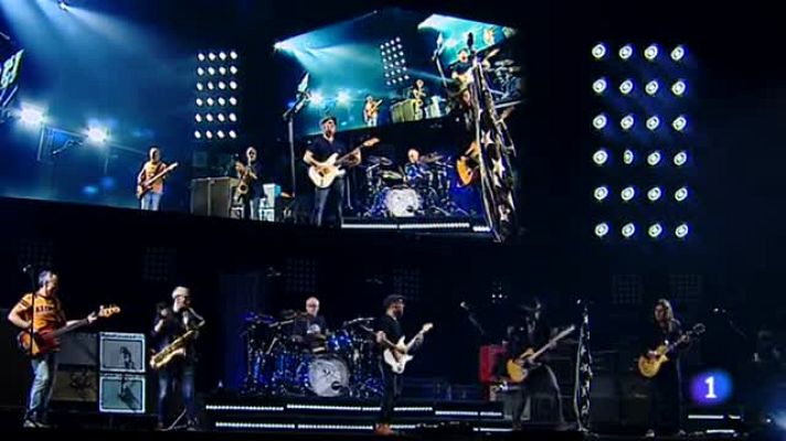 Telediario 1 - Los rockeros españoles apuestan por la Roja