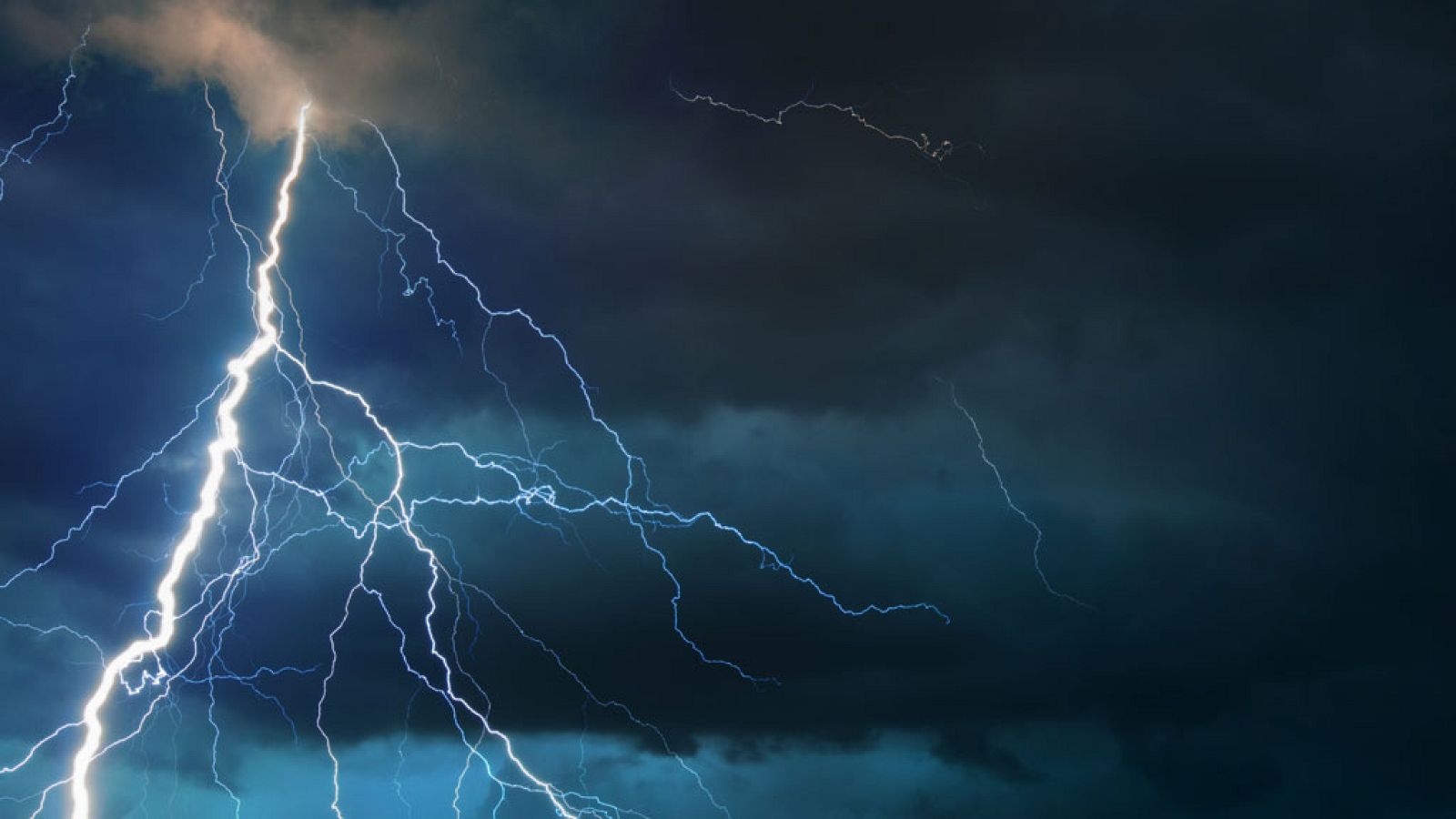 Chubascos en gran parte del país