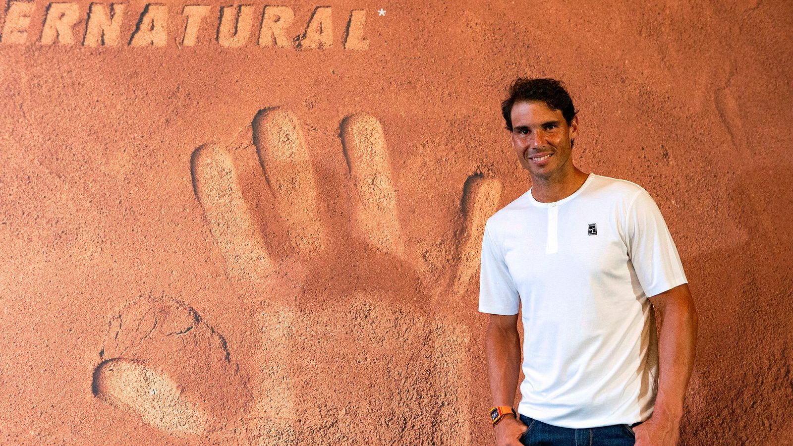 París podrá disfrutar para siempre de las manos de Rafa Nadal, que las ha plasmado en arcilla para el museo Pompidou, tras conquistar su undécimo título en Roland Garros.