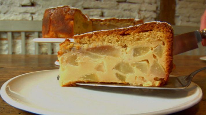 Aquí la Tierra - Tarta de pera con ingredientes ecológicos