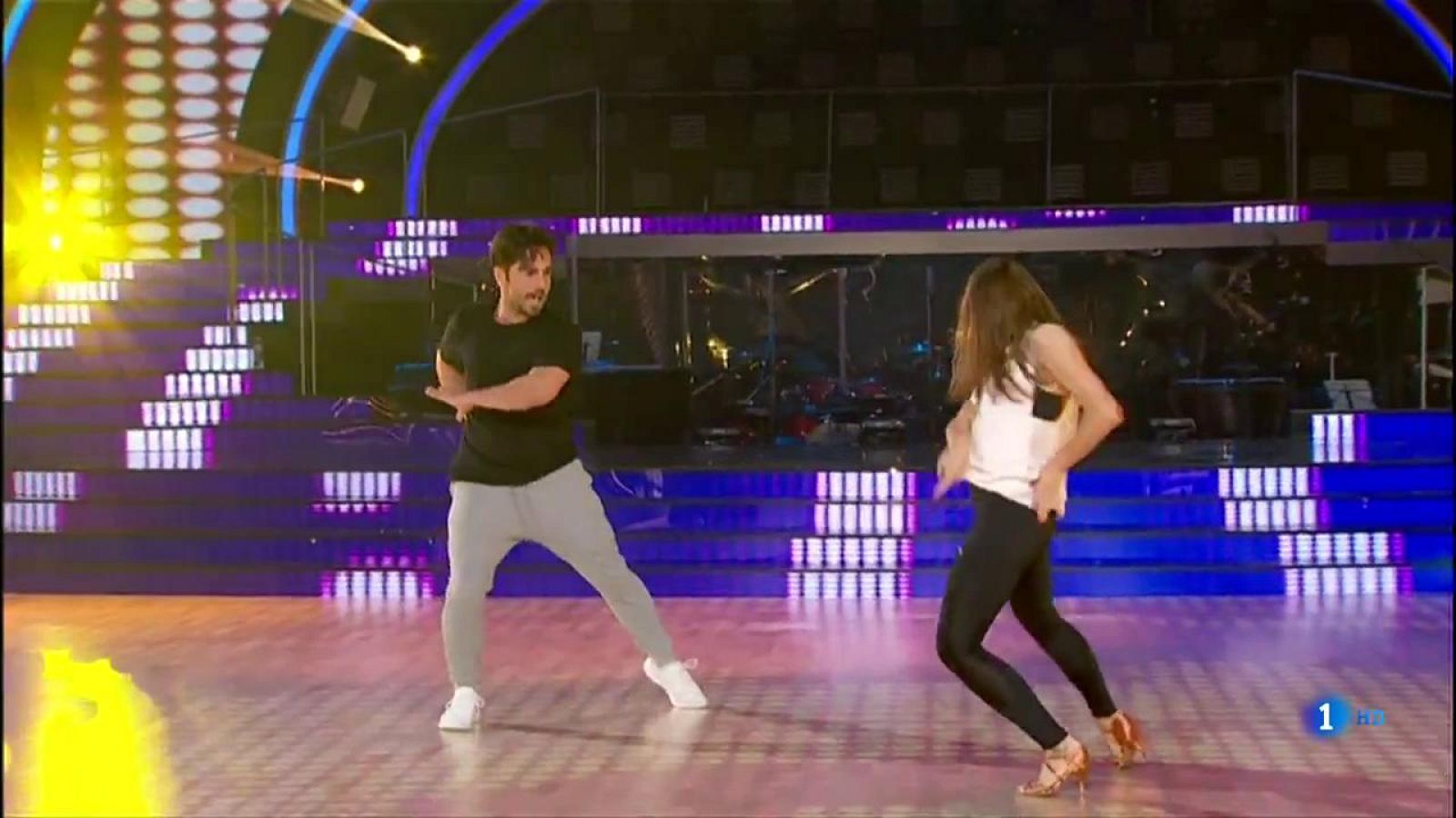 Corazón - David Bustamante y Yana Olina lucharán por recuperar el liderazgo de 'Bailando con las estrellas'