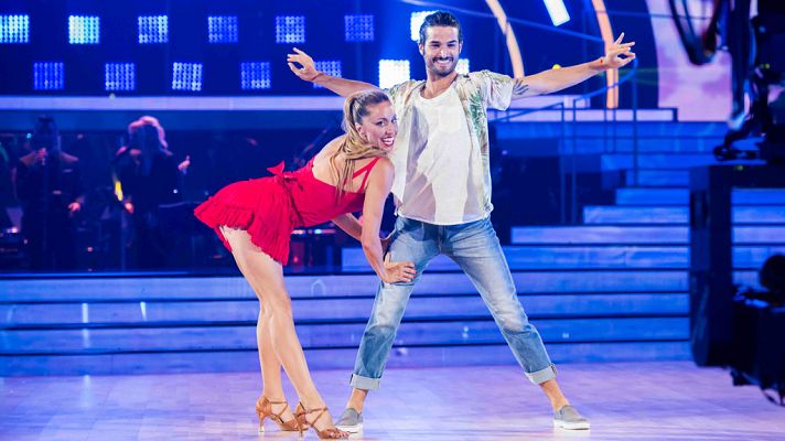 Bailando con las estrellas - Gemma Mengual y Abel bailan "La bicicleta"