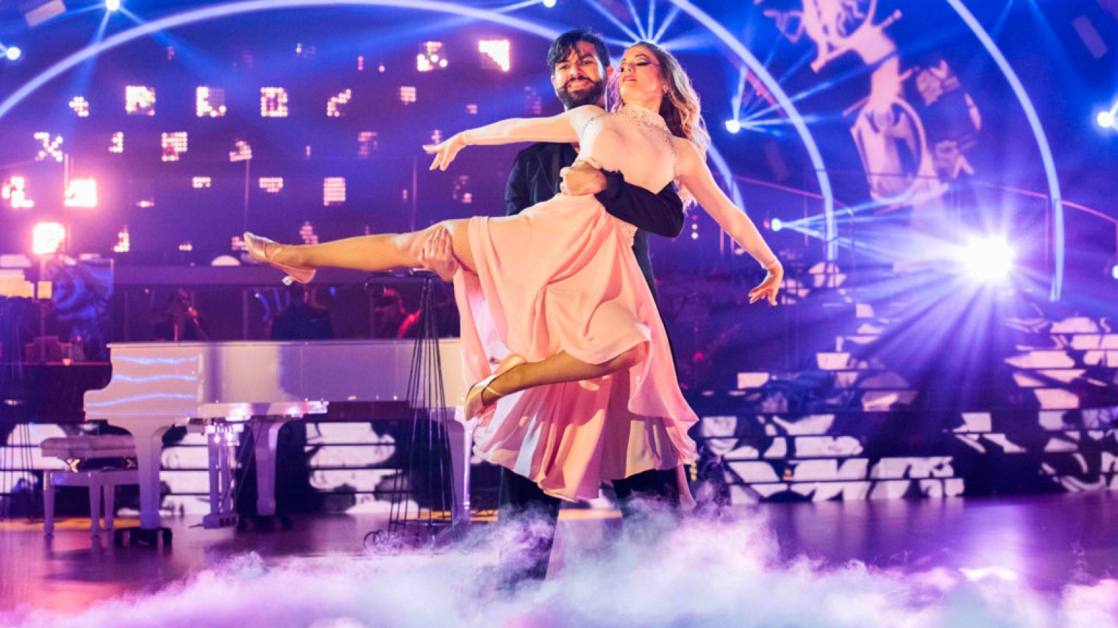 Bailando con las estrellas - Manu Sánchez y Mireya bailan "Hallelujah"