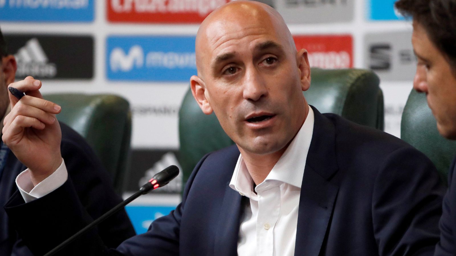 Rubiales: "Los jugadores han cerrado filas en torno a Hierro" | Ver
