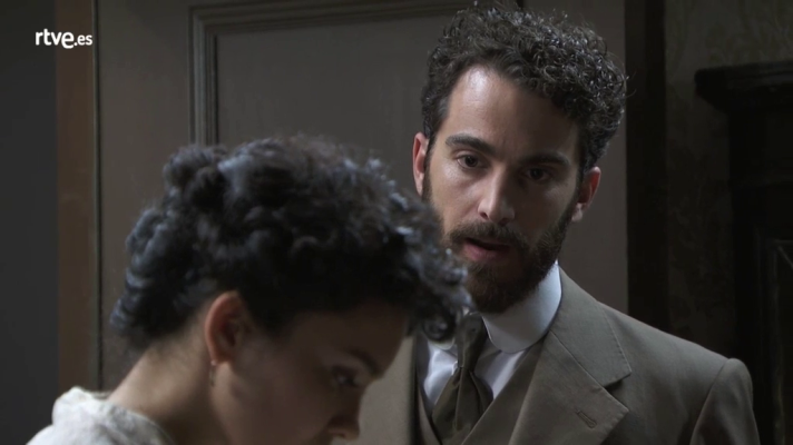 Acacias 38 - Úrsula también invita a la comida a Diego y Blanca