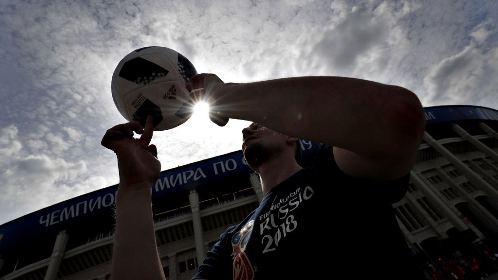 Pocos dirigentes extranjeros en el palco de autoridades y la tradicional ceremonia de inauguración reducida: el inicio del Mundial 2018 tendrá un perfil bajo, en contraste con ediciones anteriores.