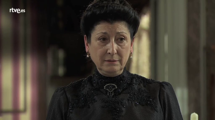 Acacias 38 - Úrsula dice a los vecinos que se va de Acacias