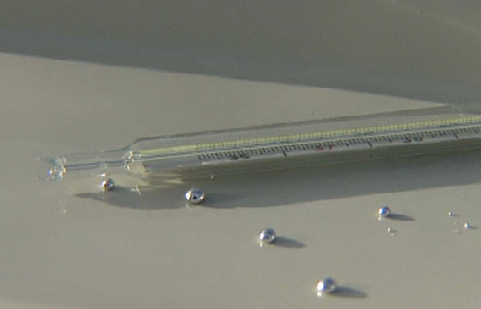 Los termómetros de mercurio pasan a la historia - Ciencia y tecnología en Rtve.es | Ver