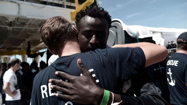 Telediario 1 - Telediario 2 en 4' - 17/06/18