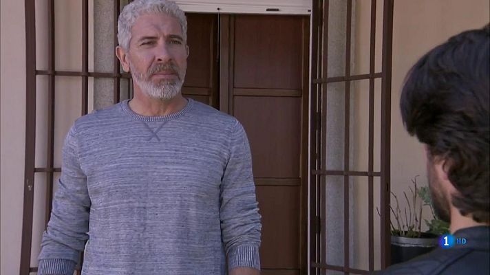 Servir y proteger - Quintero reaparece ante Bremón