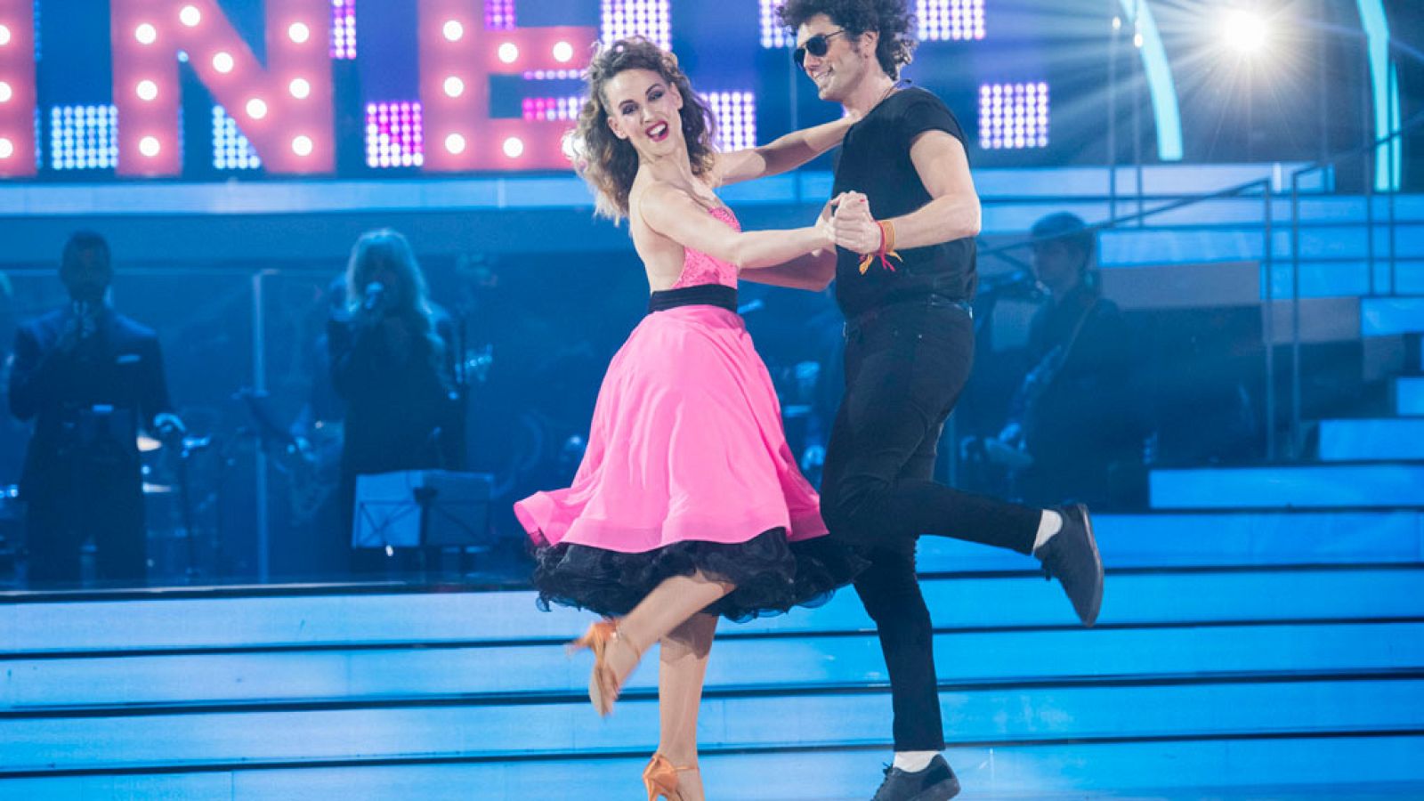 Bailando con las estrellas - Pablo Ibáñez y Sara bailan "You're the one that I want"