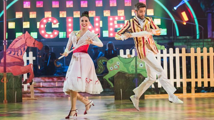 Bailando con las estrellas - Roberto y Rocío bailan "Supercalifragilísticoespialidoso"