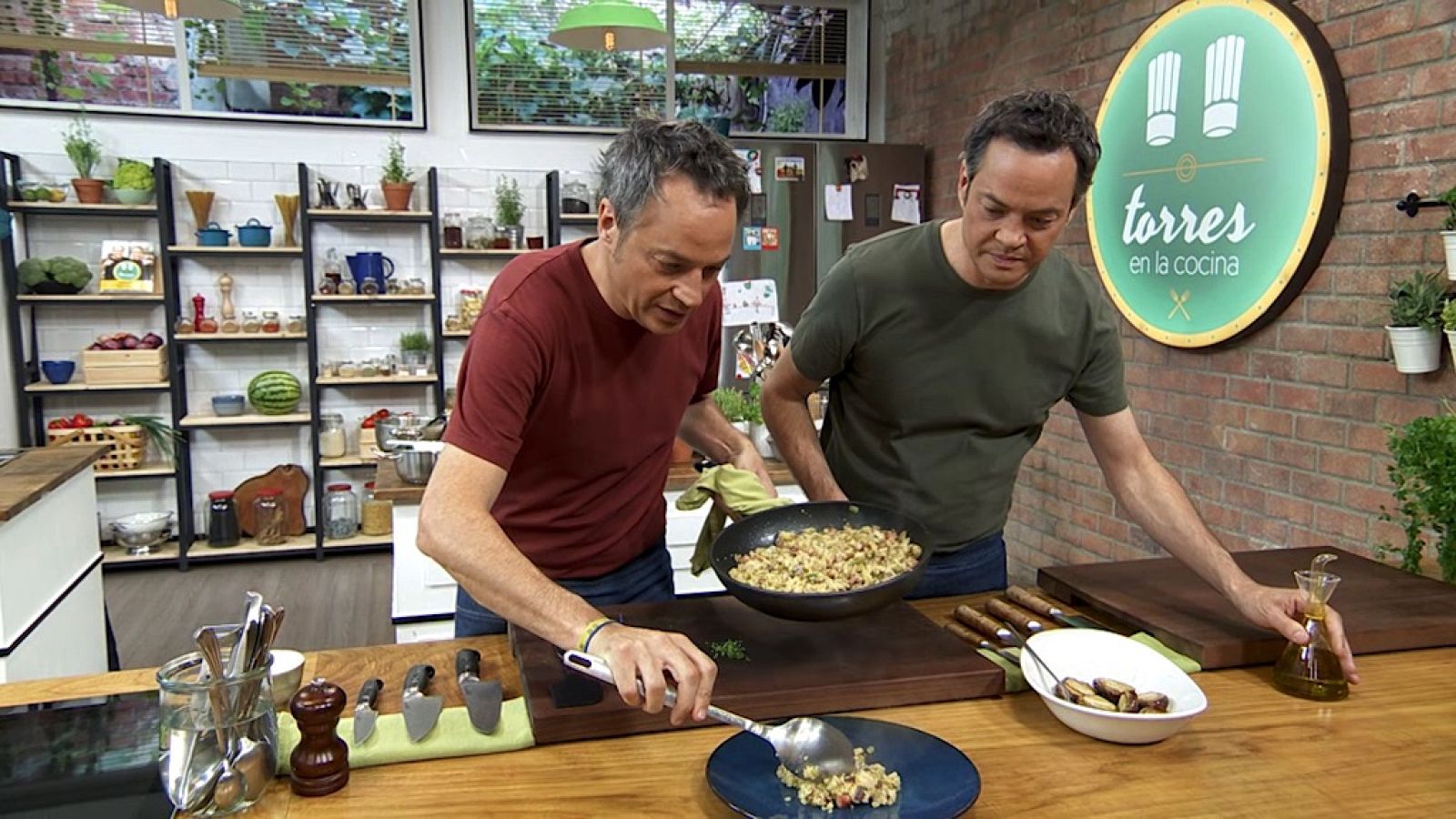 Torres en la cocina - Boletus Torres y cebollas rellenas - ver ahora