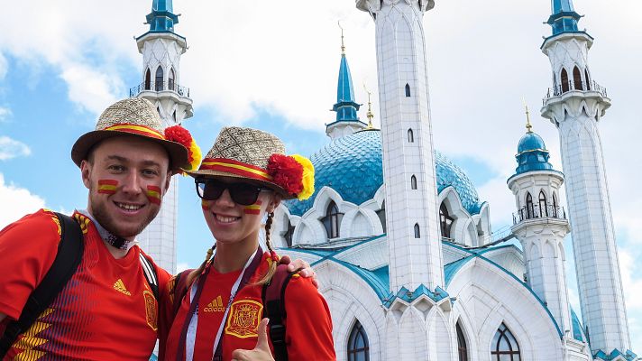 Telediario 1 - Minoría española en las gradas de Kazán