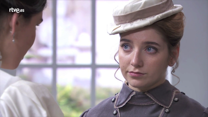 Acacias 38 - Flora no consigue convencer a Leonor