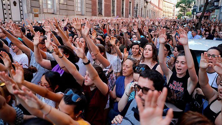 Informativo 24h - Miles de personas protestan por la liberación de los miembros de La Manada