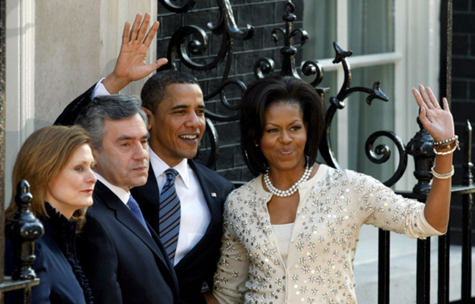Brown recibe a los Obama en Downing St.