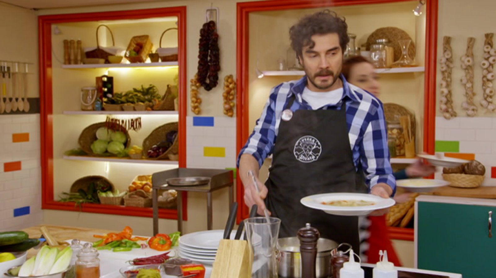 Capítulo 34 - Mónica Chef | Ver