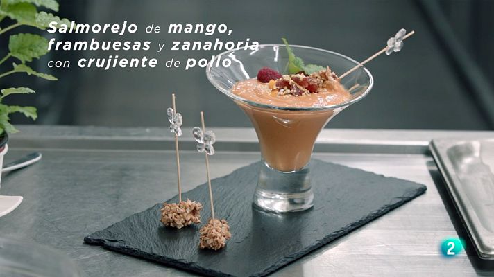 RTVE Cocina - Salmorejo con crujiente de pollo