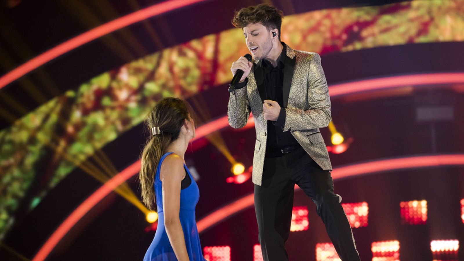 Bailando con las estrellas - Blas Cantó interpreta "Él no soy yo"