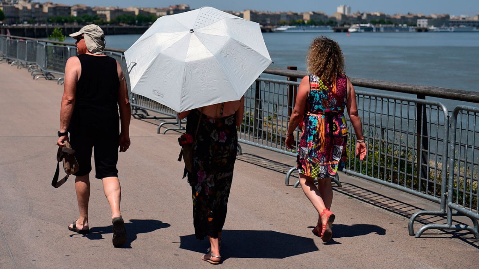 Lluvias y tormentas en Galicia y Cantábrico y tiempo estable en el resto