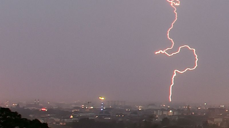 Lluvias y chubascos ocasionalmente tormentosos