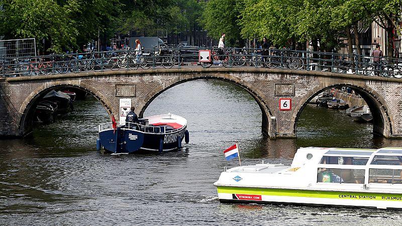Los increíbles objetos que acabaron en el fondo del río en Amsterdam