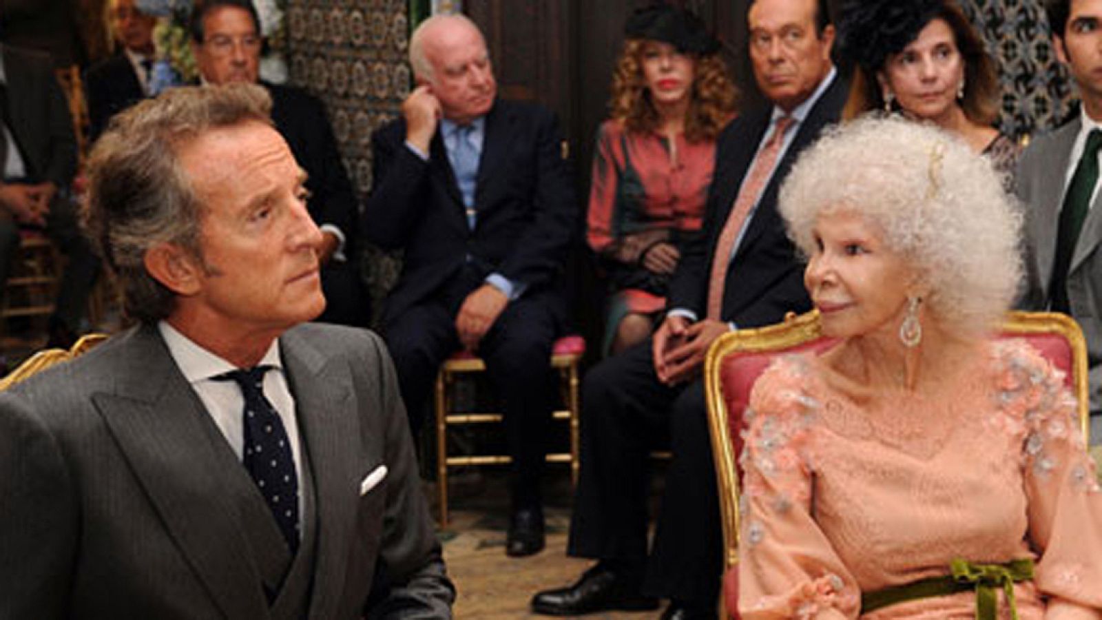 Amigas y conocidas  - Los Alba protagonizan el primer programa de 'Lazos de sangre'