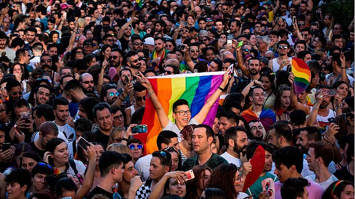 Telediario 1 - Madrid prevé un millón de visitantes con motivo de las fiestas del Orgullo Gay