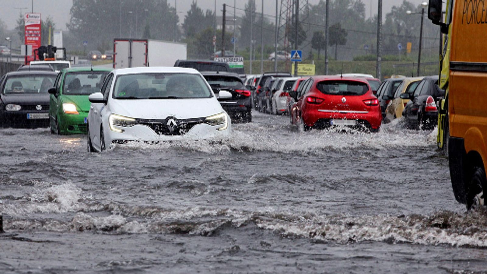 Probabilidad de chubascos localmente fuertes en el nordeste de Cataluña