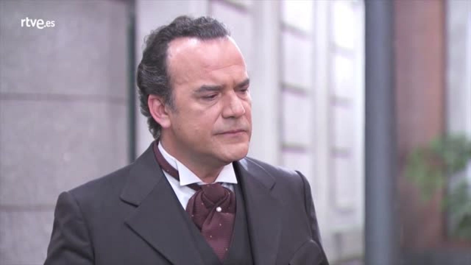 Acacias 38 - Arturo cuenta su ceguera a los vecinos