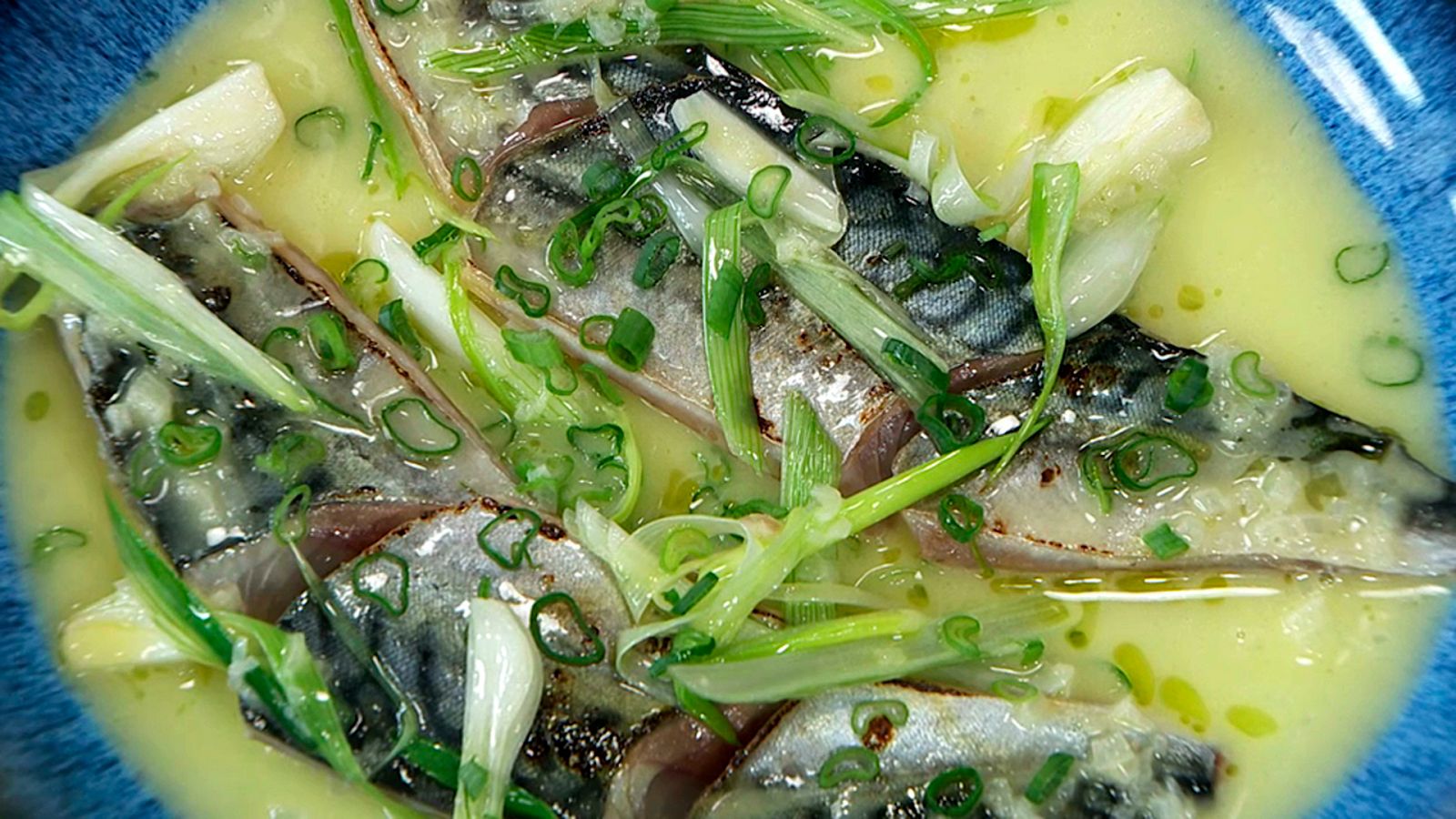 Torres en la cocina - Caballa con piparras