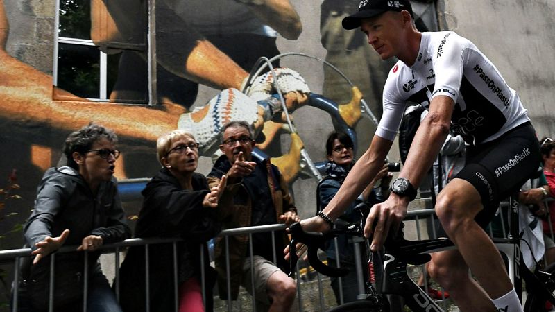 Tour de Francia 2018 | Chris Froome es abucheado en la presentación del Tour